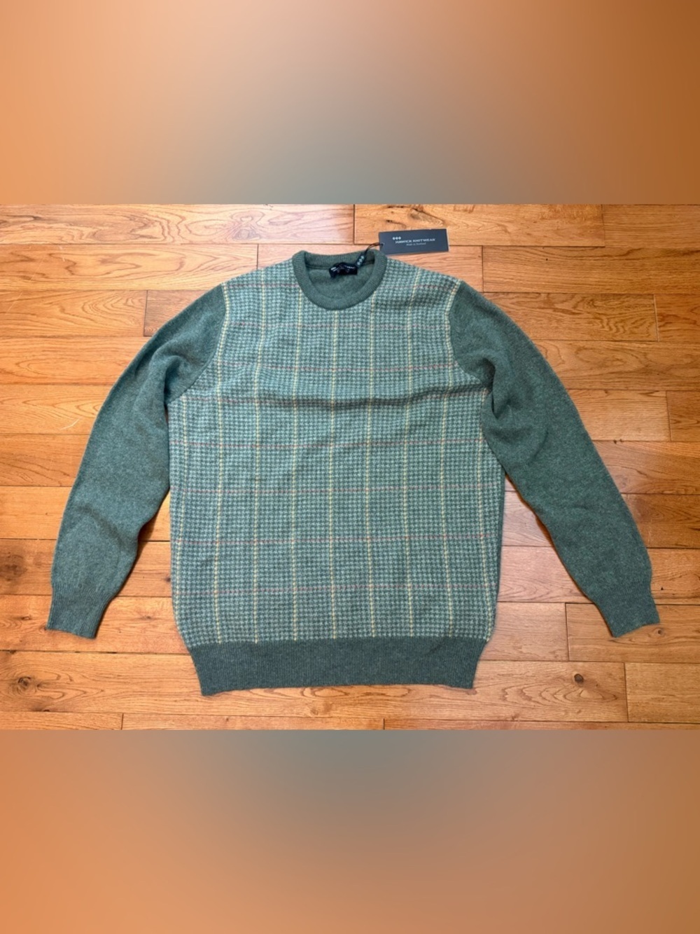 Hawick Knitwear 100% Lambswool Sweater NWT - Picture 1 of 6